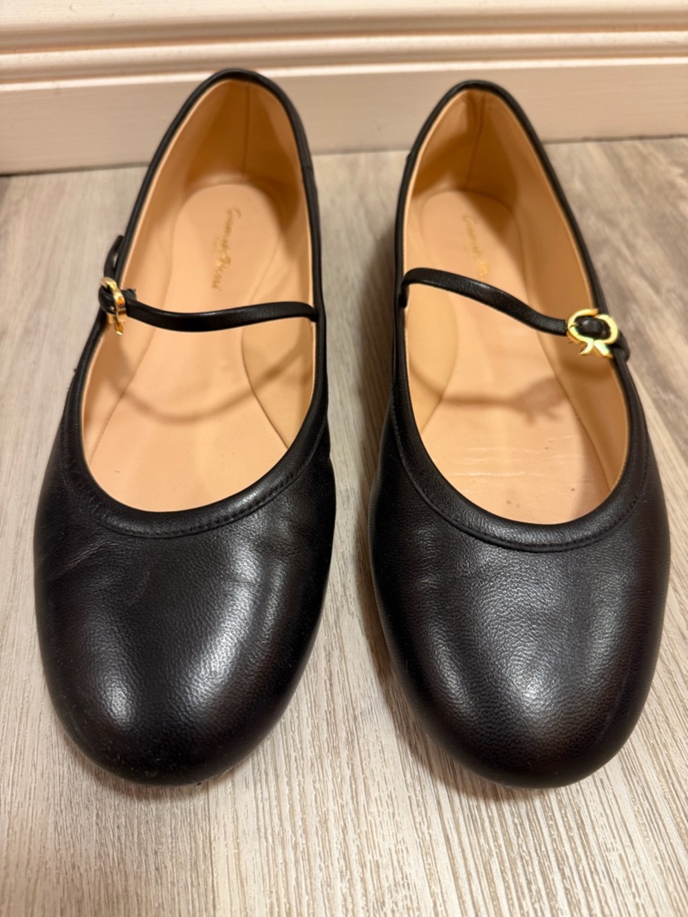 GIANVITO ROSSI Black Carla Ballerina Flats - Picture 3 of 4